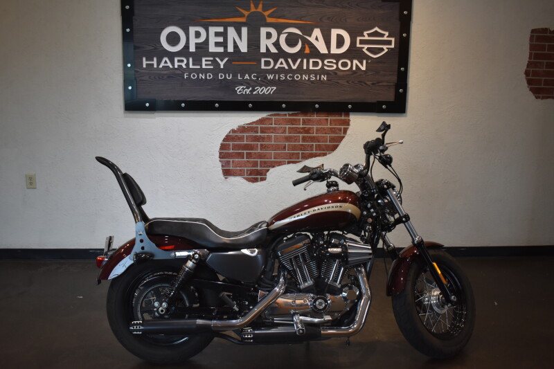 2018 Harley-Davidson® 1200 Custom Twisted Cherry