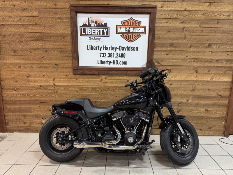 2020 Harley-Davidson® Fat Bob® 114 Vivid Black FXFBS