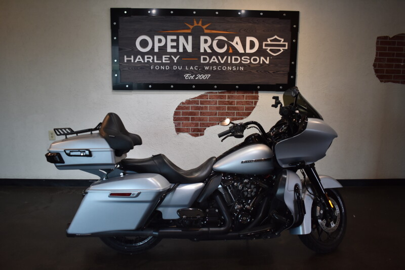2020 Harley-Davidson® Road Glide® Special Barracuda Silver Denim