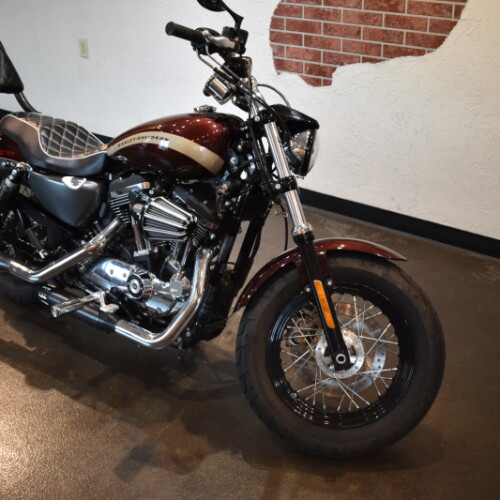 2018 Harley-Davidson® 1200 Custom Twisted Cherry thumb 3