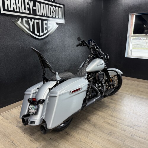 2020 Harley-Davidson® Road King® Special thumb 3