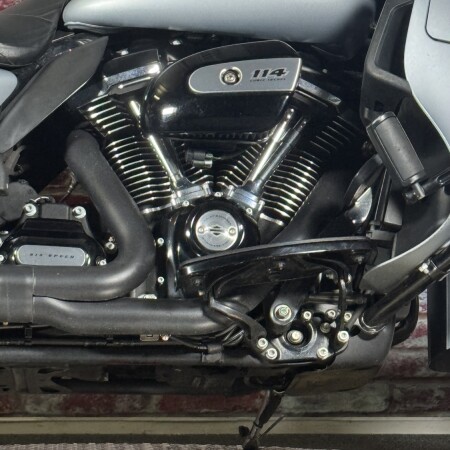 FLTRK 2020 Road Glide® Limited thumb 2