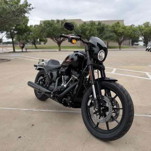 2026 Harley-Davidson® Low Rider® S Vivid Black Black Trim thumb 2