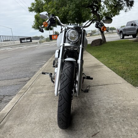 FXLR 2020 Low Rider® thumb 2