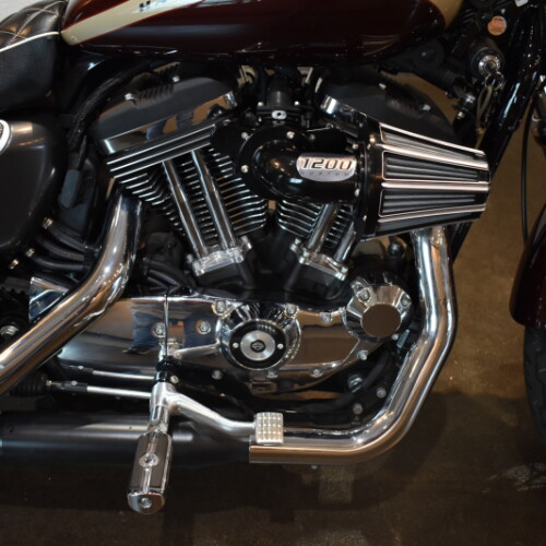 2018 Harley-Davidson® 1200 Custom Twisted Cherry thumb 0