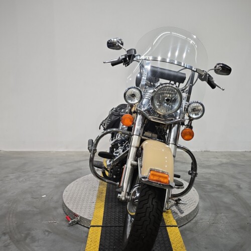 FLSTC 2014 Heritage Softail® Classic thumb 3