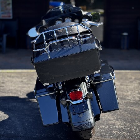 2009 Harley-Davidson® Street Glide® Black Pearl thumb 0