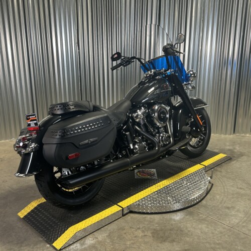 2026 Harley-Davidson® Heritage Classic Midnight Ember w/Laced Wheels thumb 2