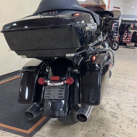 FLHXS 2017 Street Glide® Special thumb 0
