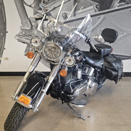 2014 Heritage Softail® Classic FLSTC  thumb 0