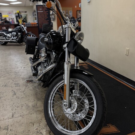 FXDC 2009 Super Glide® Custom thumb 1