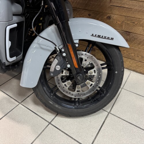 2024 Harley-Davidson® Road Glide® Limited Billiard Gray FLTRK thumb 1