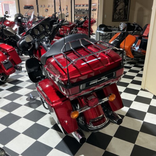2013 Harley-Davidson® Electra Glide® Ultra Limited EMBR RED/MERLOT W/ PINSTRIP thumb 2