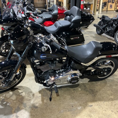 2026 Harley-Davidson® Low Rider® S Vivid Black Black Trim thumb 1