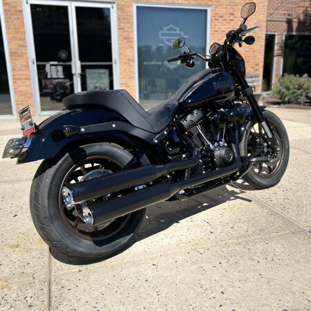  2024 Harley-Davidson® Low Rider™ S thumb 2