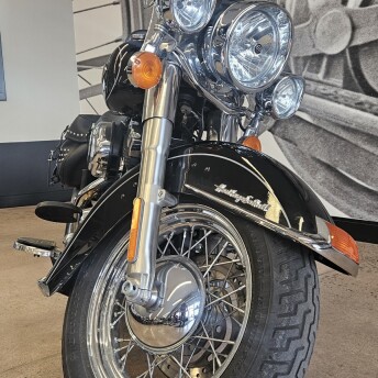 2014 Heritage Softail® Classic FLSTC  thumb 1