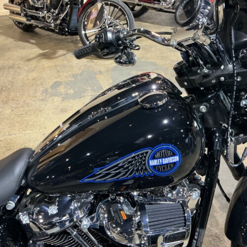 2026 Harley-Davidson® Low Rider® S Vivid Black Black Trim thumb 3