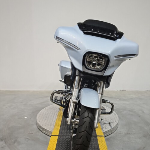 FLHX 2025 Street Glide™ thumb 3