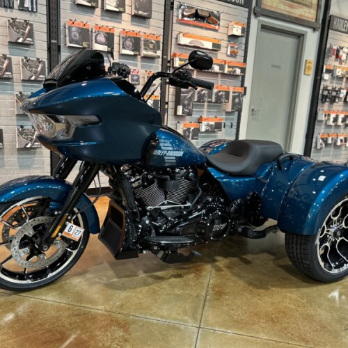 FLTRT 2026 Road Glide 3 thumb 2