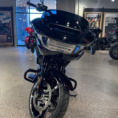 FLTRX 2026 Road Glide® thumb 2