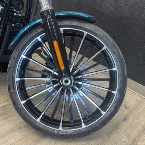 2026 Harley-Davidson® Breakout® thumb 1