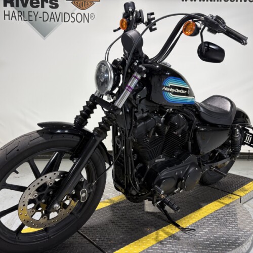 2018 Harley-Davidson® Iron 1200™ Vivid Black thumb 0