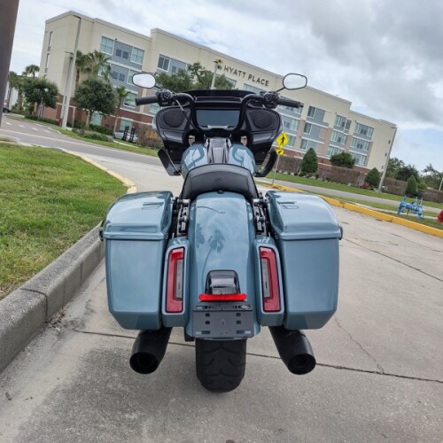 FLTRX 2024 Road Glide® thumb 0