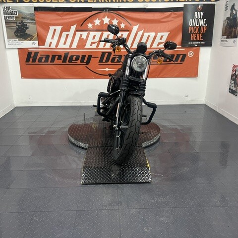Used 2022 Harley-Davidson Iron 883 for Sale in Sarasota, FL thumb 2