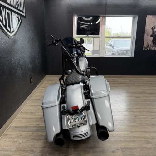 2020 Harley-Davidson® Road King® Special thumb 2