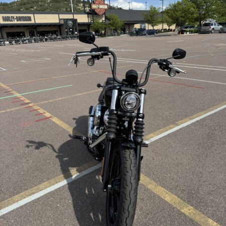 2026 Harley-Davidson® Street Bob® thumb 2