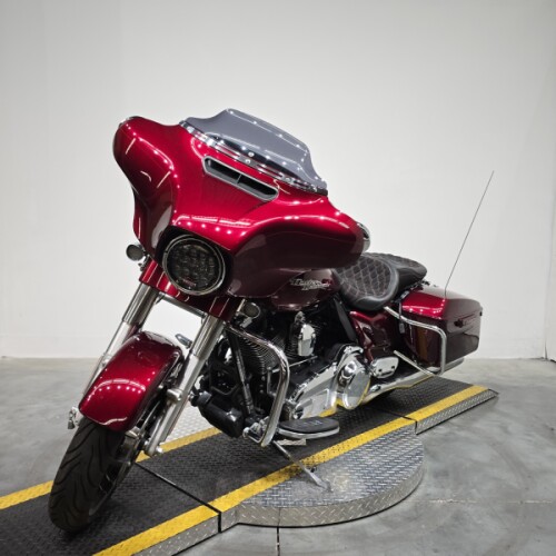 FLHXS 2014 Street Glide® Special thumb 2