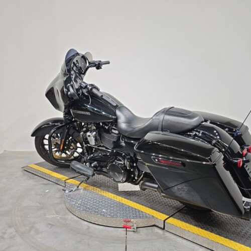 FLHXS 2018 Street Glide® Special thumb 0