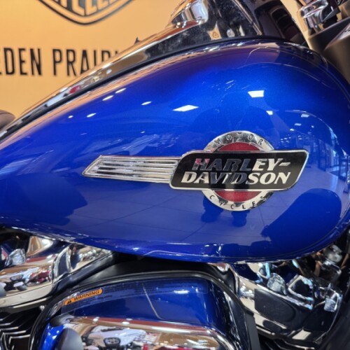 2024 Harley-Davidson® Tri Glide® Ultra Blue Burst thumb 3