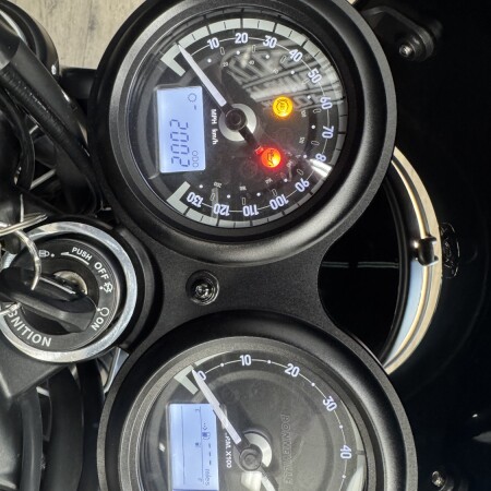 2020 Bonneville  thumb 3