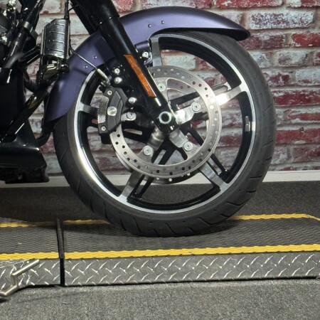 FLHX 2025 Street Glide™ thumb 1