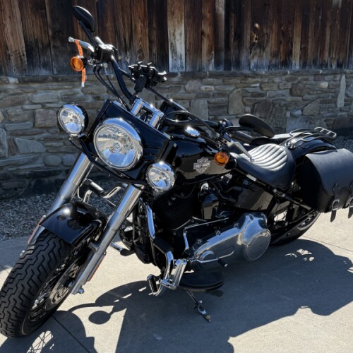 2012 Harley-Davidson® Softail Slim® Vivid Black thumb 2
