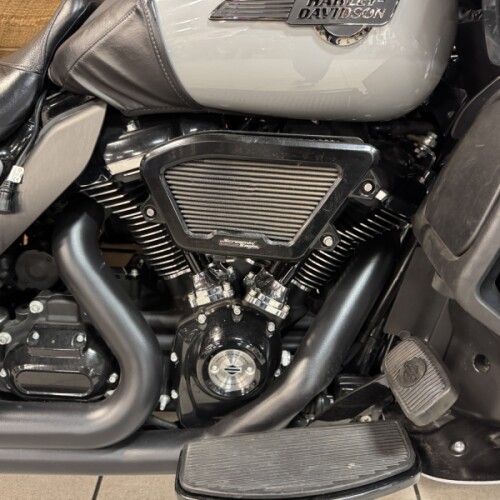 2024 Harley-Davidson® Road Glide® Limited Billiard Gray FLTRK thumb 2
