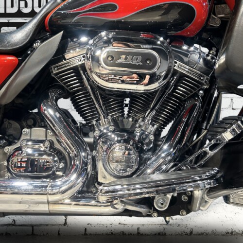 2010 Harley-Davidson® CVO™ Ultra Classic® Electra Glide® Scarlet Red Pearl and Dark Slate Pearl with thumb 1