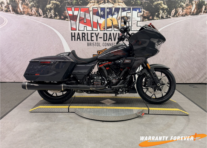 2026 FLTRXSTSE CVO Road Glide ST