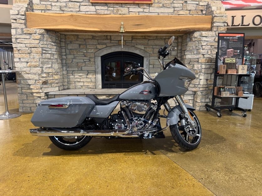 FLTRX 2026 Road Glide®