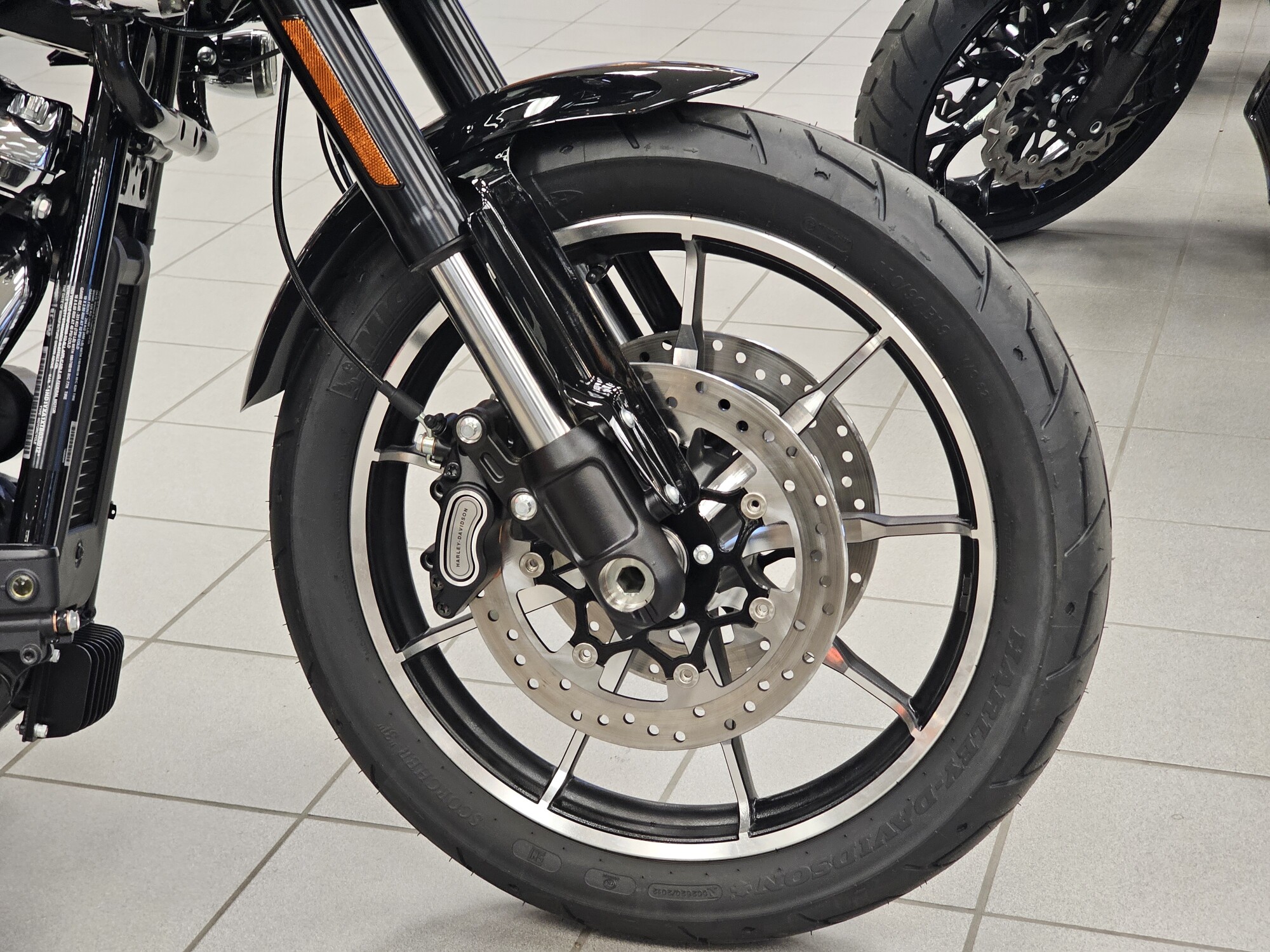 FXLRST 2026 Low Rider® ST, photo 9