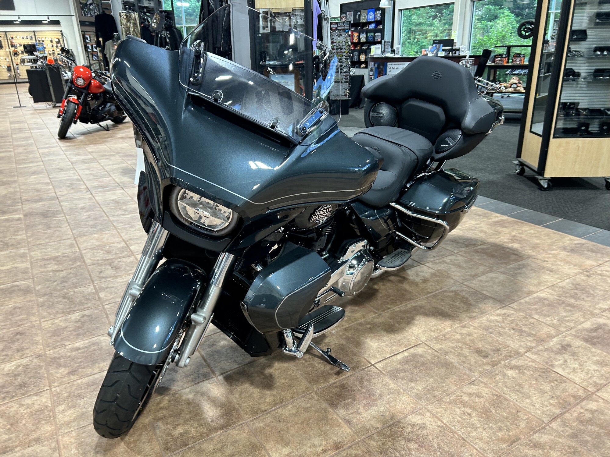 2026 Harley-Davidson® Street Glide Limited, photo 6