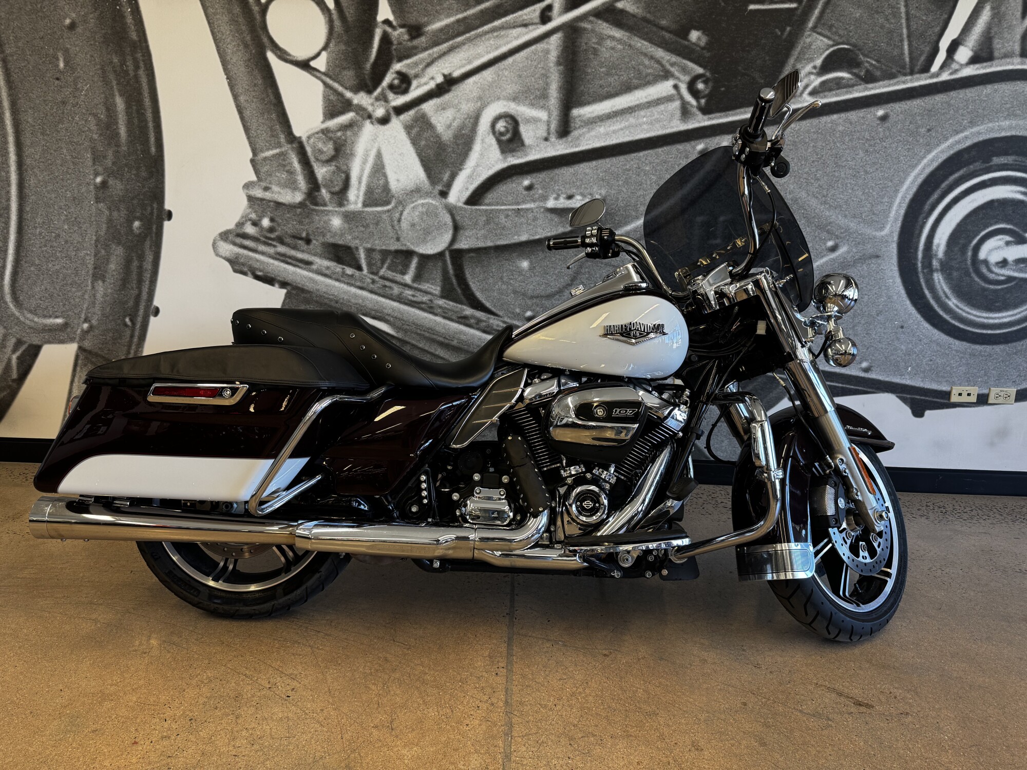 2021 Road King® FLHR