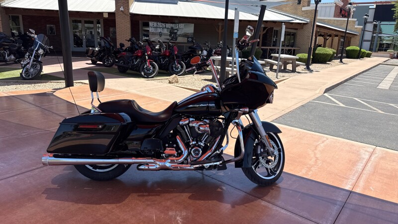 FLTRX 2018 Road Glide®