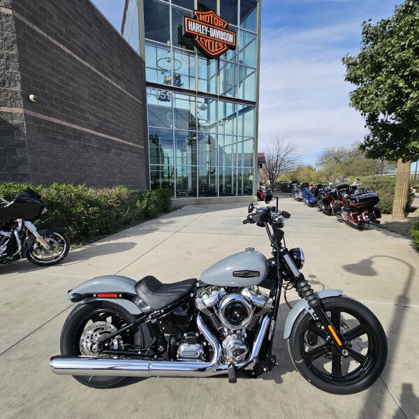 FXBB 2026 Street Bob®