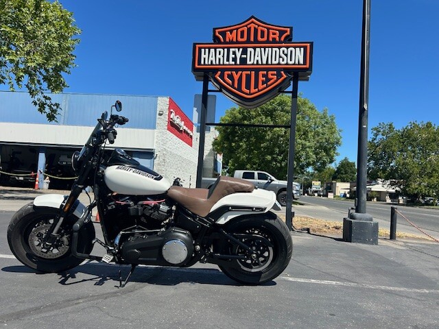 2018 Harley-Davidson® Fat Bob® Bonneville Salt Denim