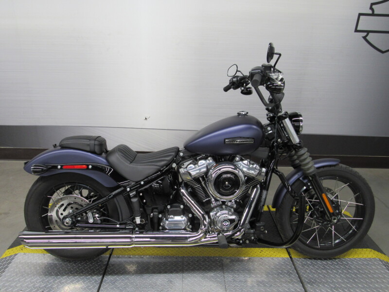 FXBB 2025 Street Bob™