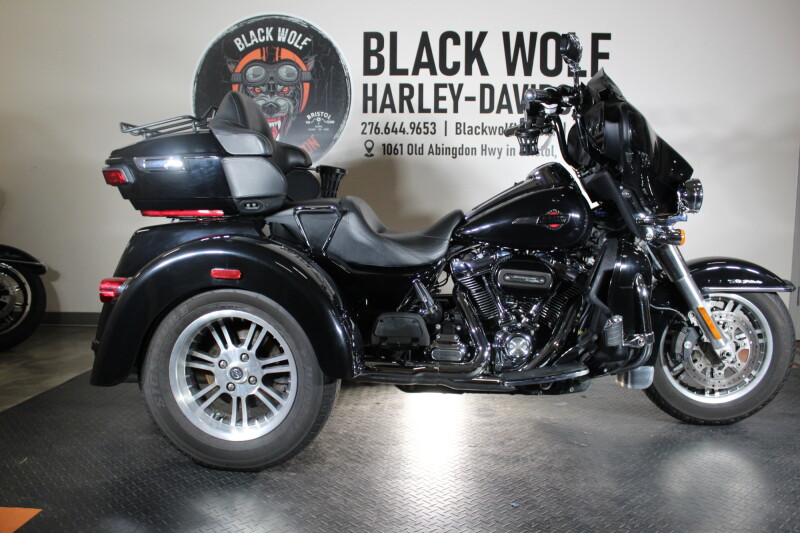 2022 Tri Glide® Ultra FLHTCUTG 