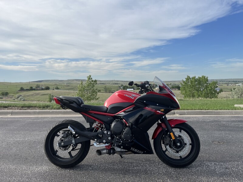 2015 Yamaha FZ6R