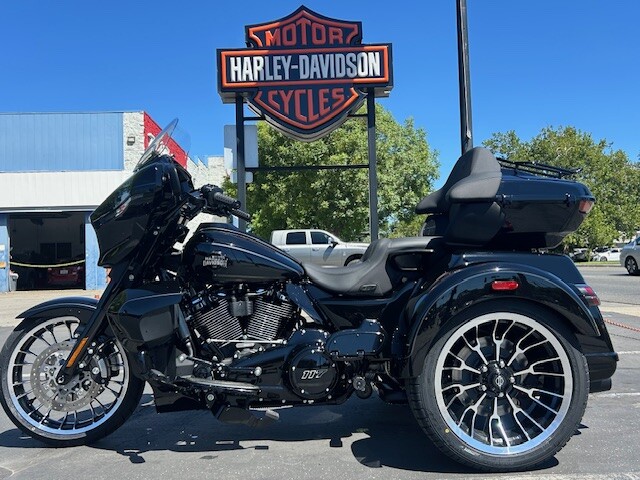FLHLT 2026 Street Glide 3 Limited
